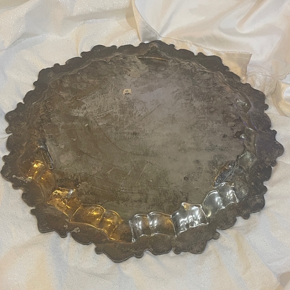 Elegant Silver Plated Serving Tray - Picture 3 of 5